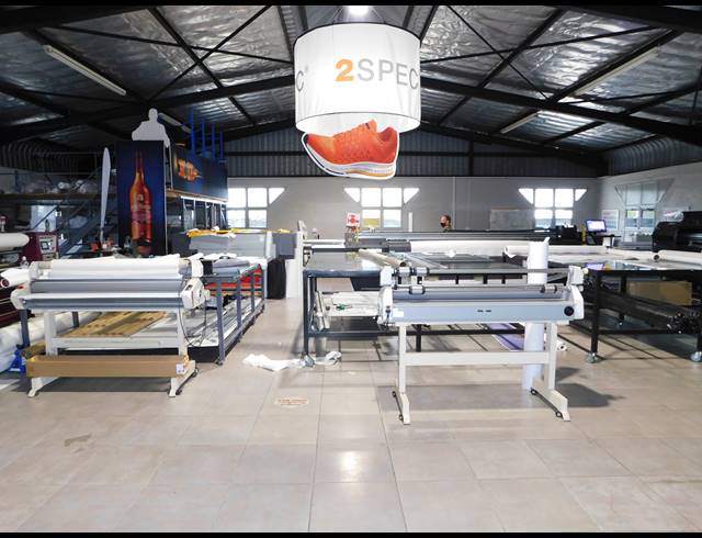640M² WORKSHOP TO LET IN KENSINGTON B